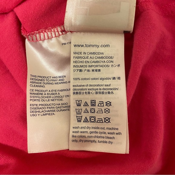 TOMMY HILFIGER - Short Sleeve Embroidered Fuzzy Logo T-Shirt - Size L - Picture 9 of 13